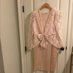 Vintage Elegant Light Pink Lace Overlay Dress with Bow by After Dark Size 9-10